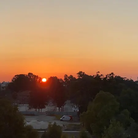 Warm In The Heart Of The Center - Balcony & View Appartement Nicosia