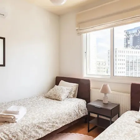 Warm In The Heart Of The Center - Balcony & View 公寓 *