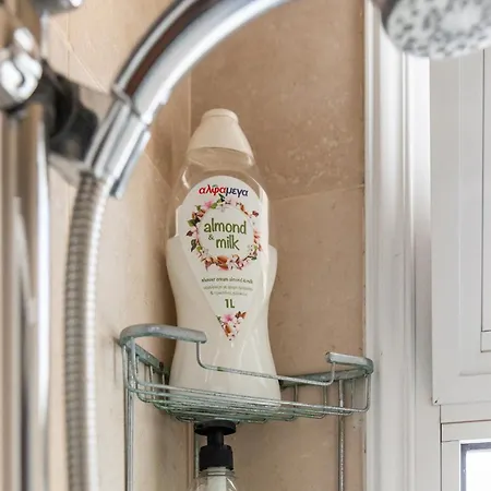 Appartement Warm In The Heart Of The Center - Balcony & View