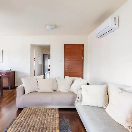 Warm In The Heart Of The Center - Balcony & View * Nicosia