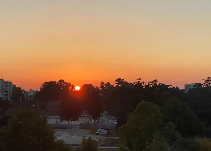 Warm In The Heart Of The Center - Balcony & View Apartment Nicosia