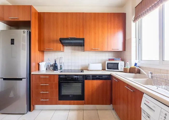 Warm In The Heart Of The Center - Balcony & View Apartment Nicosia