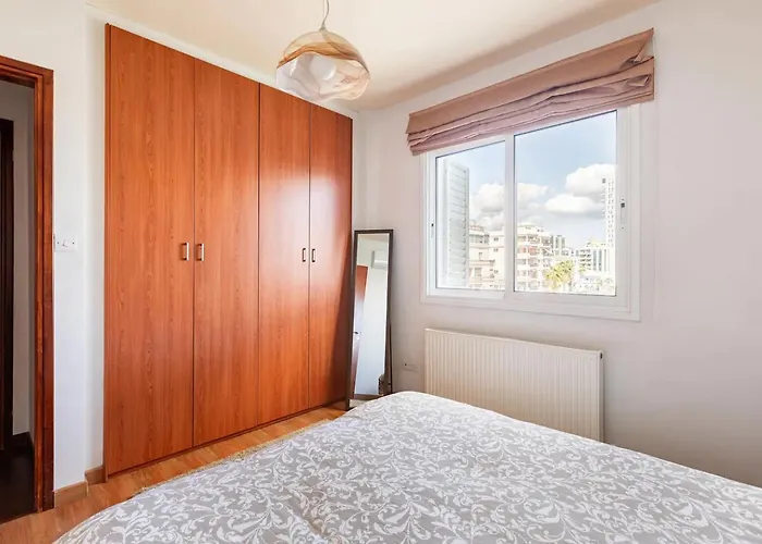 Apartment Warm In The Heart Of The Center - Balcony & View Nicosia