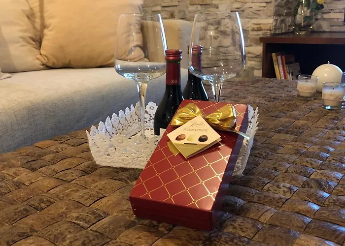 Warm In The Heart Of The Center - Balcony & View Apartment